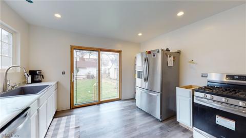 301 E 270th St, Euclid, OH 44132 photo 20