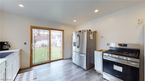 301 E 270th St, Euclid, OH 44132 photo 21