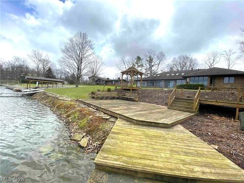731 Beach Dr, Willard, OH 44890 photo 11