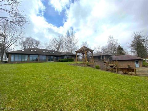 731 Beach Dr, Willard, OH 44890 photo 7