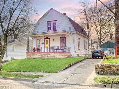 1130 Sawyer Ave, Akron, OH 44310 photo 1