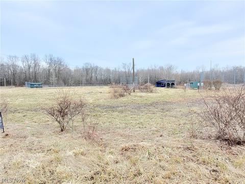 5920 N Bend Rd, Ashtabula, OH 44004 photo 3