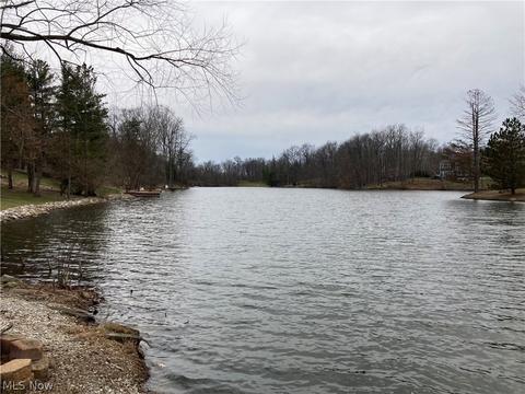 288 Portage Path, Willard, OH 44890 photo 9