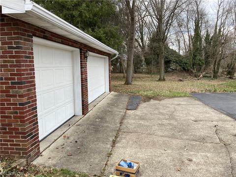 214 E Main St, Canfield, OH 44406 photo 4