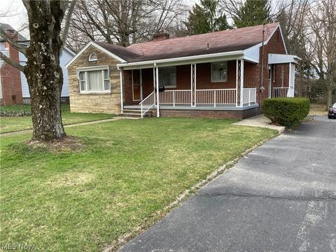 214 E Main St, Canfield, OH 44406 photo 2