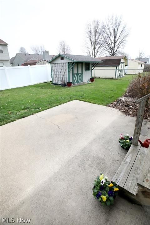 158 Findlay Ct, Elyria, OH 44035 photo 7