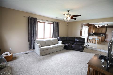 158 Findlay Ct, Elyria, OH 44035 photo 21