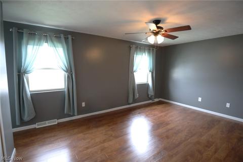 158 Findlay Ct, Elyria, OH 44035 photo 29