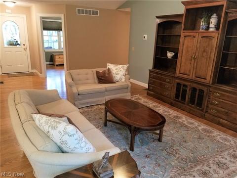 39900 Hope Ct, Elyria, OH 44035 photo 11
