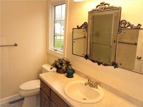 39900 Hope Ct, Elyria, OH 44035 photo 19