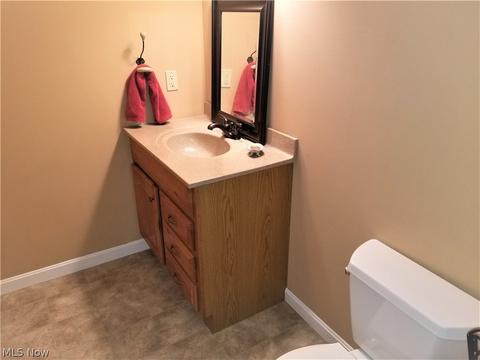 39900 Hope Ct, Elyria, OH 44035 photo 25