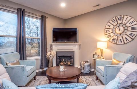 302 Bucknell Ct, Broadview Heights, OH 44147 photo 7