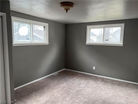 483 4th St, Struthers, OH 44471 photo 15