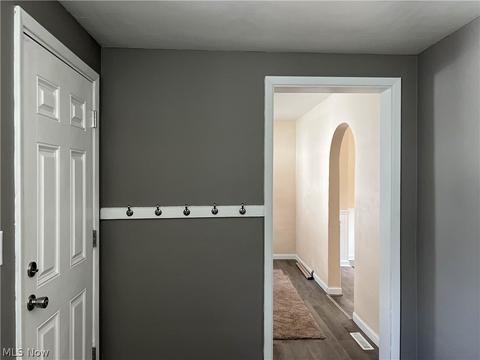 483 4th St, Struthers, OH 44471 photo 14