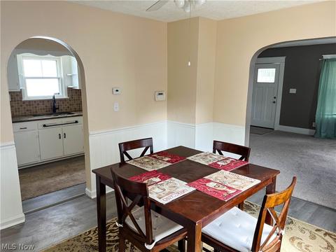 483 4th St, Struthers, OH 44471 photo 9