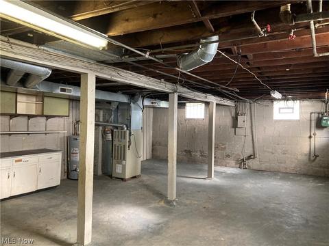 400 Rexford St, Akron, OH 44314 photo 24