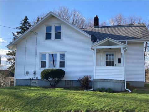 400 Rexford St, Akron, OH 44314 photo 1