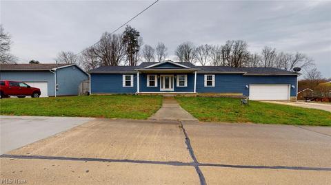 48 Maple Dr, Williamstown, WV 26187 photo 1