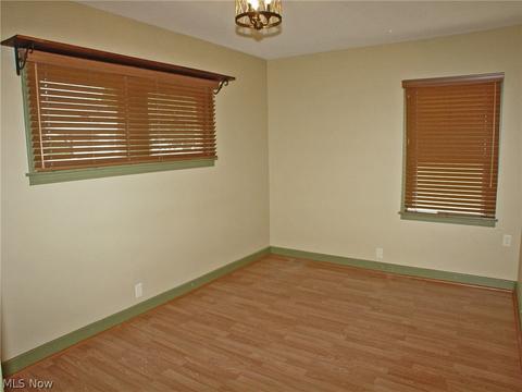 15 Cherry Ln, Wheeling, WV 26003 photo 9