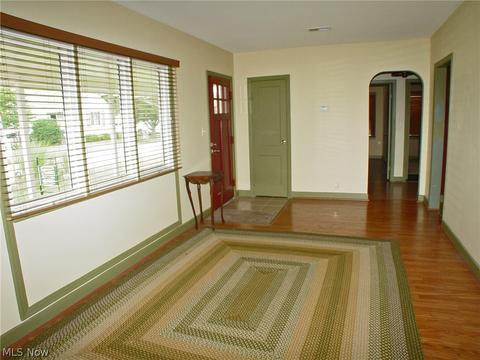 15 Cherry Ln, Wheeling, WV 26003 photo 2