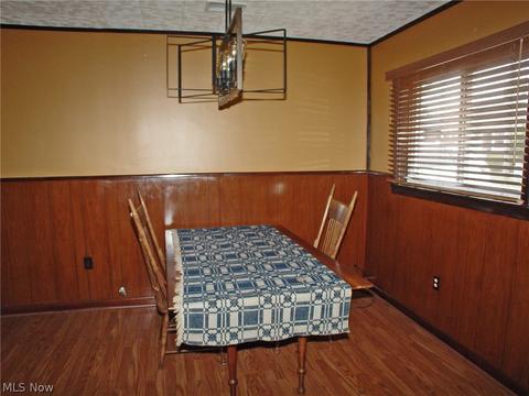 15 Cherry Ln, Wheeling, WV 26003 photo 4