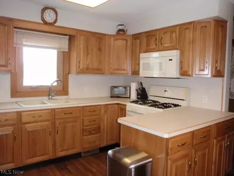 206 Whitman Blvd, Elyria, OH 44035 photo 10