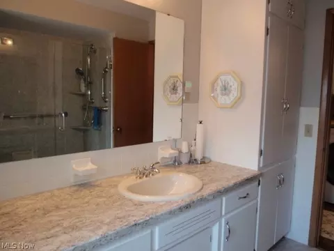 206 Whitman Blvd, Elyria, OH 44035 photo 18