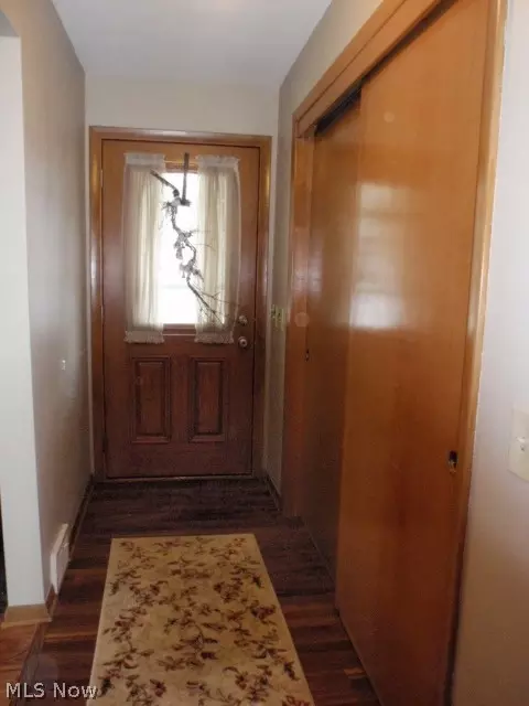 206 Whitman Blvd, Elyria, OH 44035 photo 2