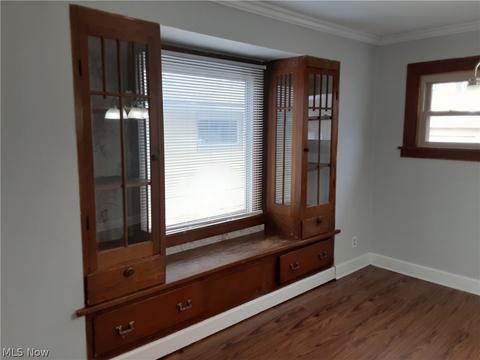 5251 Beech Ave, Maple Heights, OH 44137 photo 8