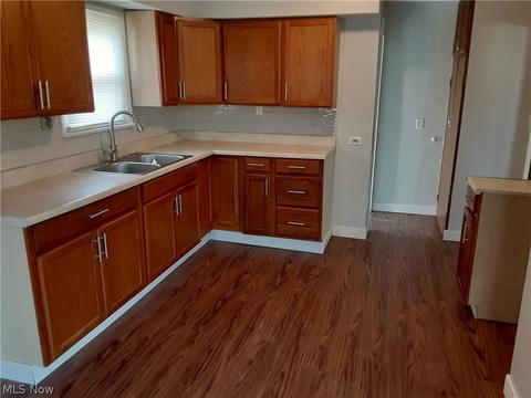 5251 Beech Ave, Maple Heights, OH 44137 photo 12