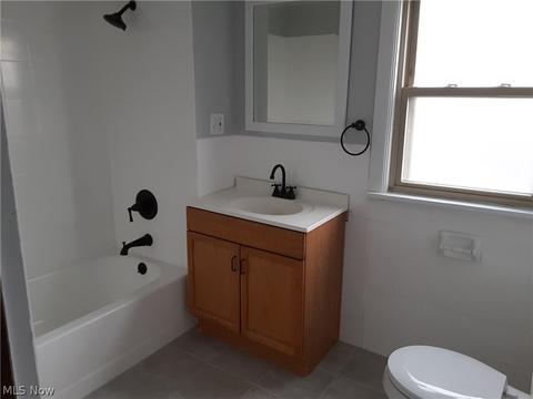 5251 Beech Ave, Maple Heights, OH 44137 photo 15