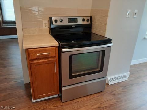 5251 Beech Ave, Maple Heights, OH 44137 photo 13