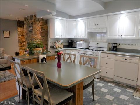 346 E 271st St, Euclid, OH 44132 photo 6