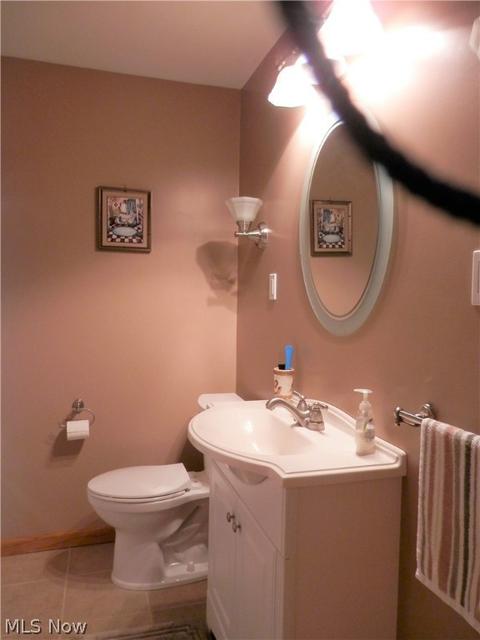 346 E 271st St, Euclid, OH 44132 photo 14