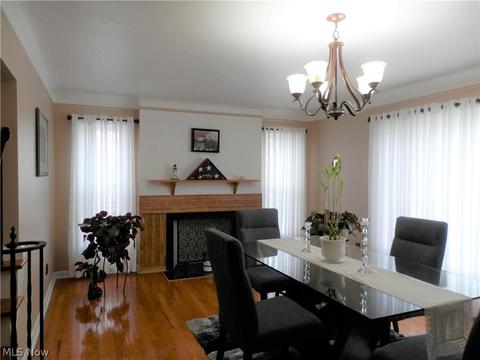 346 E 271st St, Euclid, OH 44132 photo 4