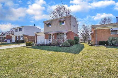 825 Wilder Ave, Elyria, OH 44035 photo 2