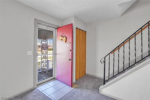 825 Wilder Ave, Elyria, OH 44035 photo 4