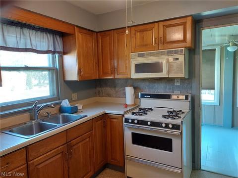 4401 Broadway, Lorain, OH 44052 photo 22