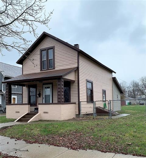 307 E Front St, Dover, OH 44622 photo 1