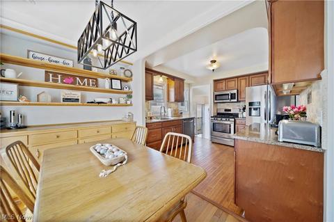 32007 Glenhurst Rd, Willowick, OH 44095 photo 11
