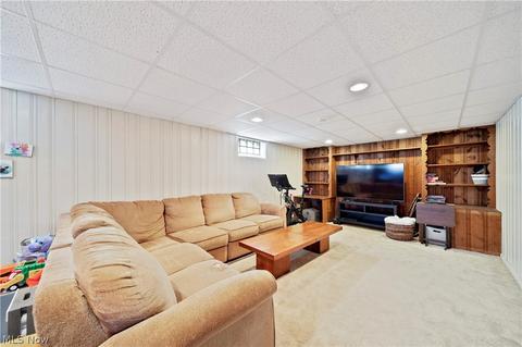 32007 Glenhurst Rd, Willowick, OH 44095 photo 25