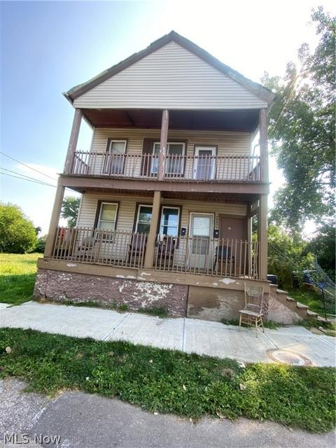 2517 E 57th St, Cleveland, OH 44104 photo 1