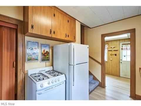 671 Ranney St, Akron, OH 44310 photo 9