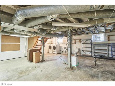 671 Ranney St, Akron, OH 44310 photo 22