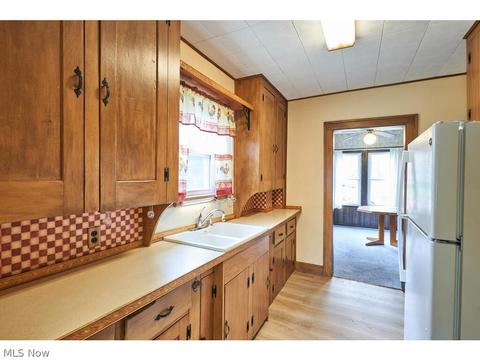 671 Ranney St, Akron, OH 44310 photo 11