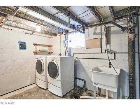 671 Ranney St, Akron, OH 44310 photo 20