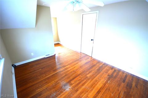 347 Gulf Rd, Elyria, OH 44035 photo 16