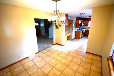 347 Gulf Rd, Elyria, OH 44035 photo 7