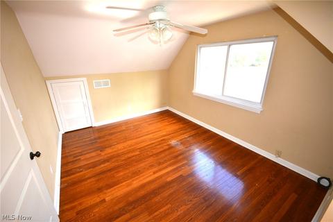 347 Gulf Rd, Elyria, OH 44035 photo 15
