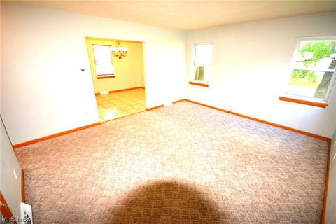 347 Gulf Rd, Elyria, OH 44035 photo 10
